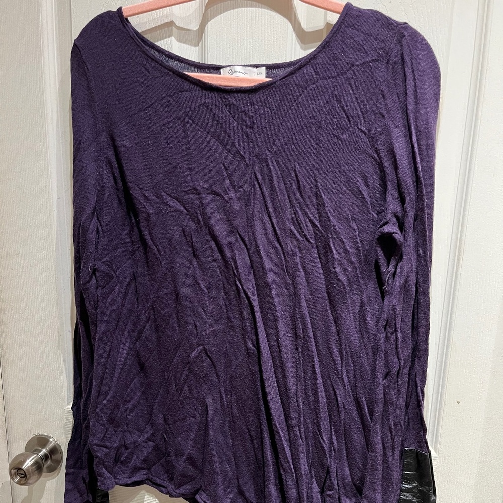 Bundle 2/$20 Reitman’s long sleeved light sweater